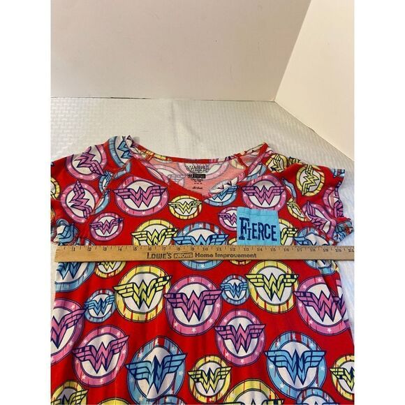 DC Comics Wonder Woman pajama gown large-xl red - Picture 4 of 7